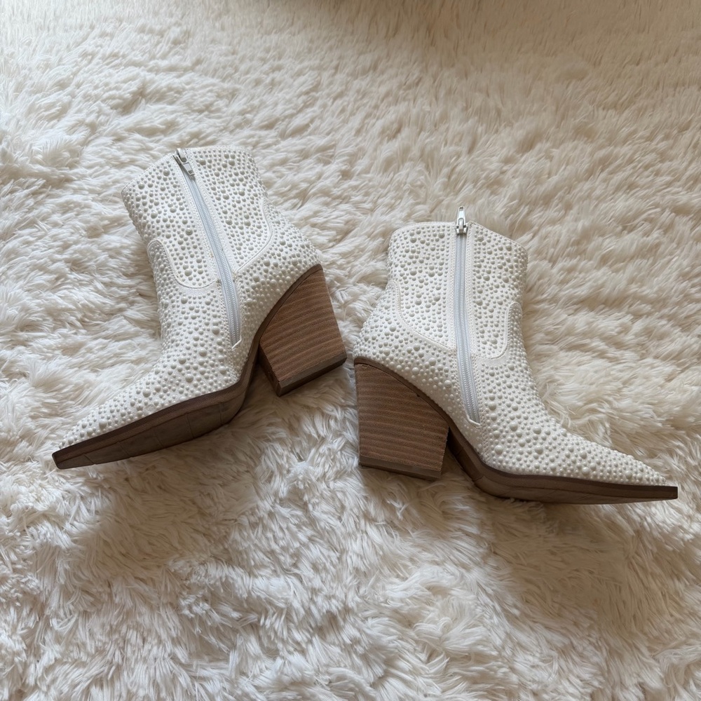 Very G Kady Pearl Rhinestone Ankle Boot Booties Size 8 - Picture 3 of 10